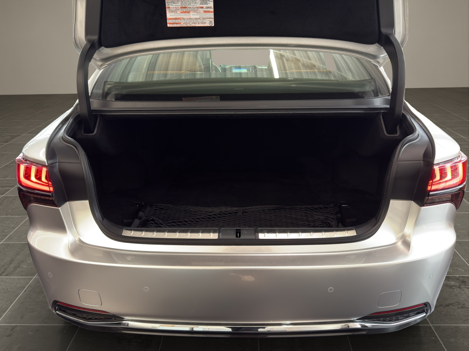 LEXUS LS 500h Excellence AWD-image-20