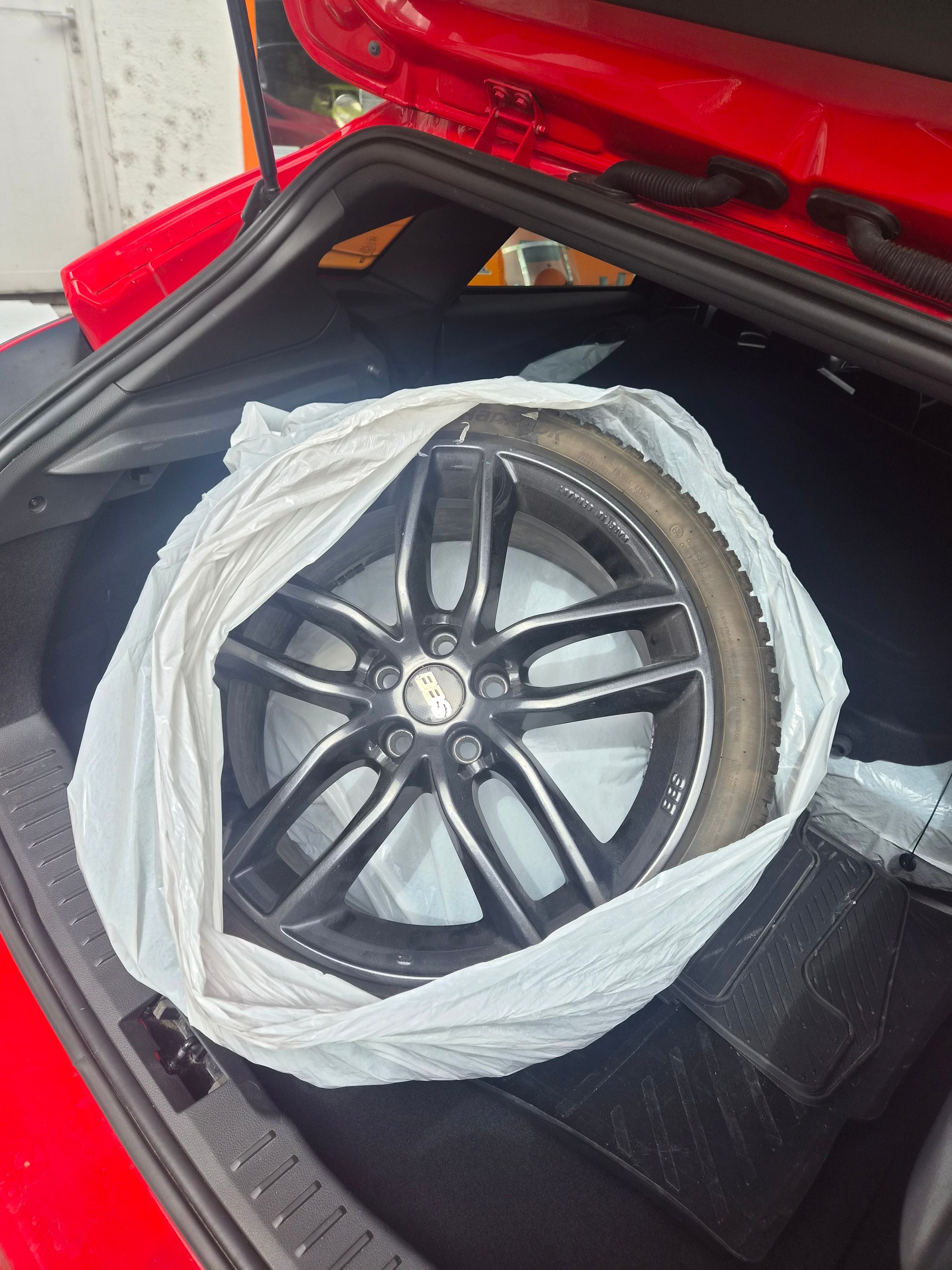 FORD Focus 2.3 EcoBoost RS+ Race Red Edition AWD-image-10