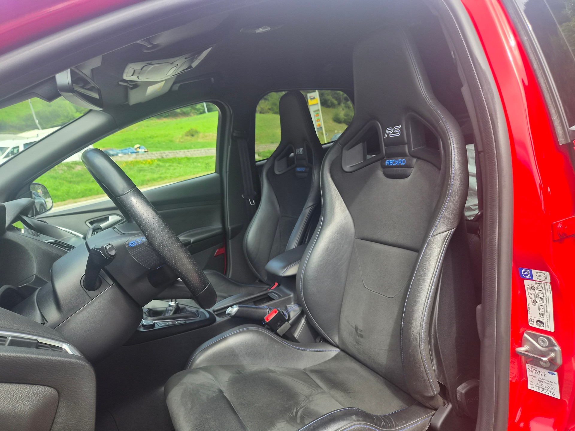 FORD Focus 2.3 EcoBoost RS+ Race Red Edition AWD-image-13