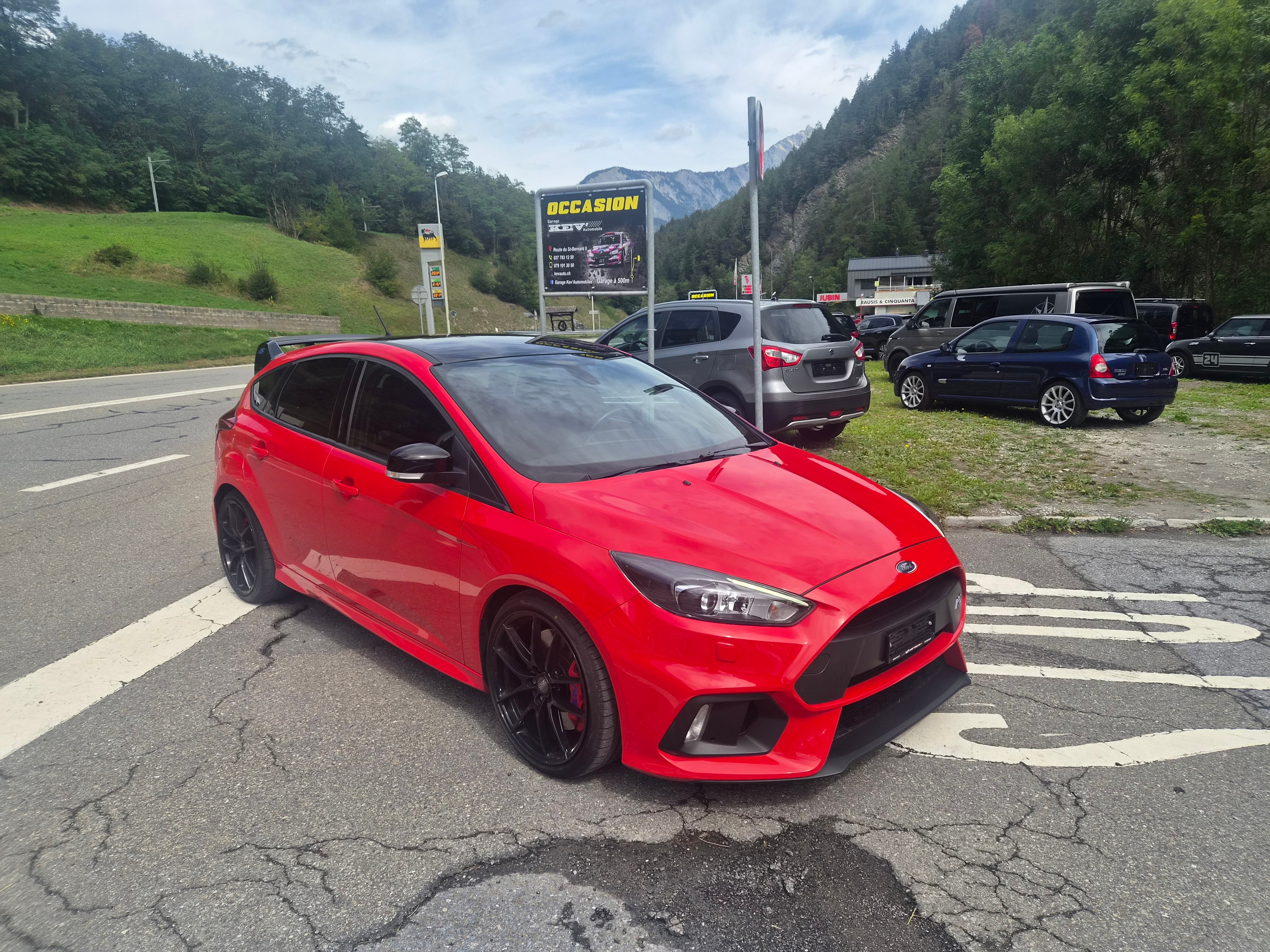 FORD Focus 2.3 EcoBoost RS+ Race Red Edition AWD — slika 1