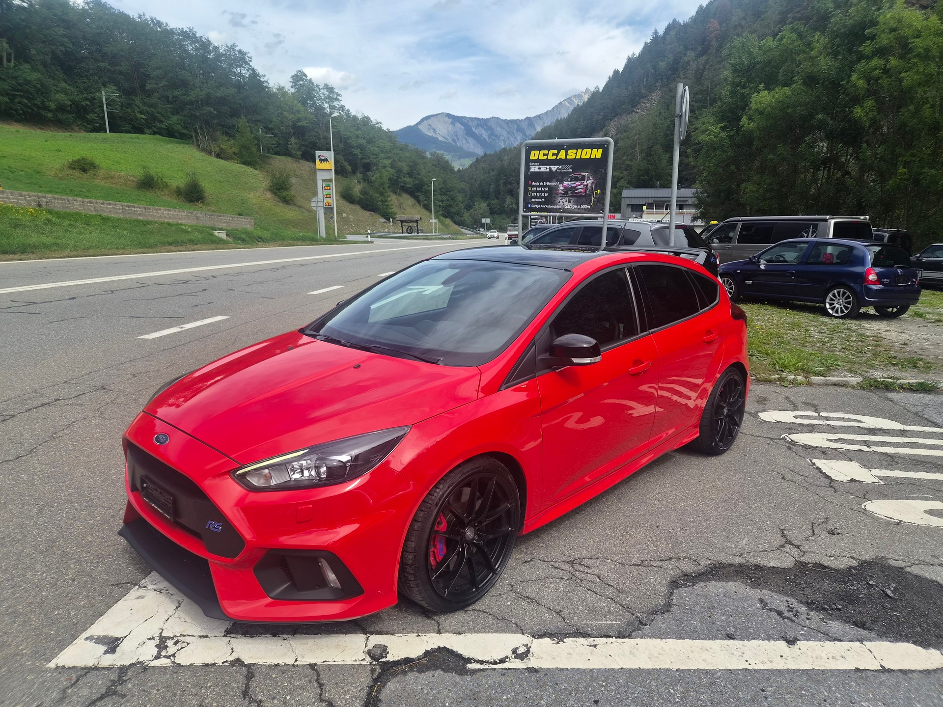 FORD Focus 2.3 EcoBoost RS+ Race Red Edition AWD-image-1