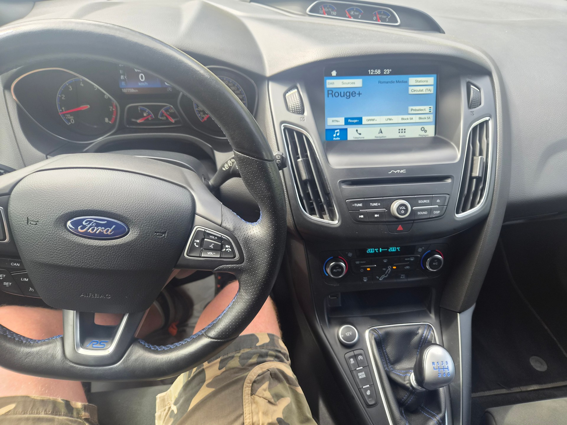 FORD Focus 2.3 EcoBoost RS+ Race Red Edition AWD-image-12