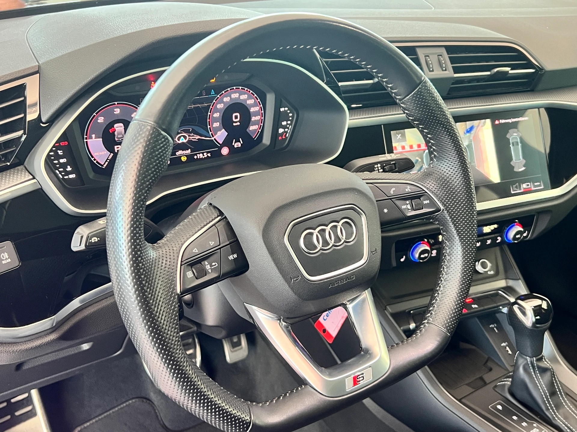 AUDI Q3 S line quattro S-tronic 2.0TDI 190PS-image-7