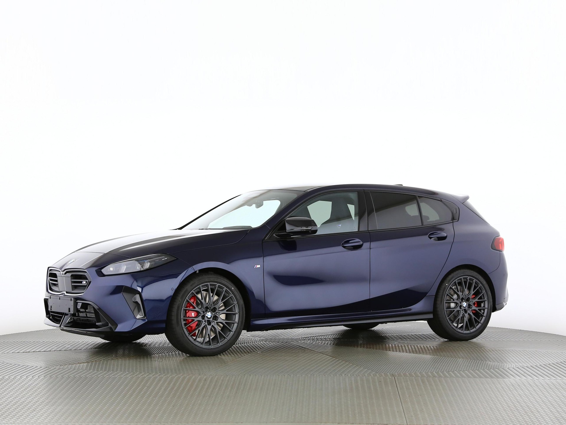 BMW 1er Reihe F70 M135i xDrive-image-9