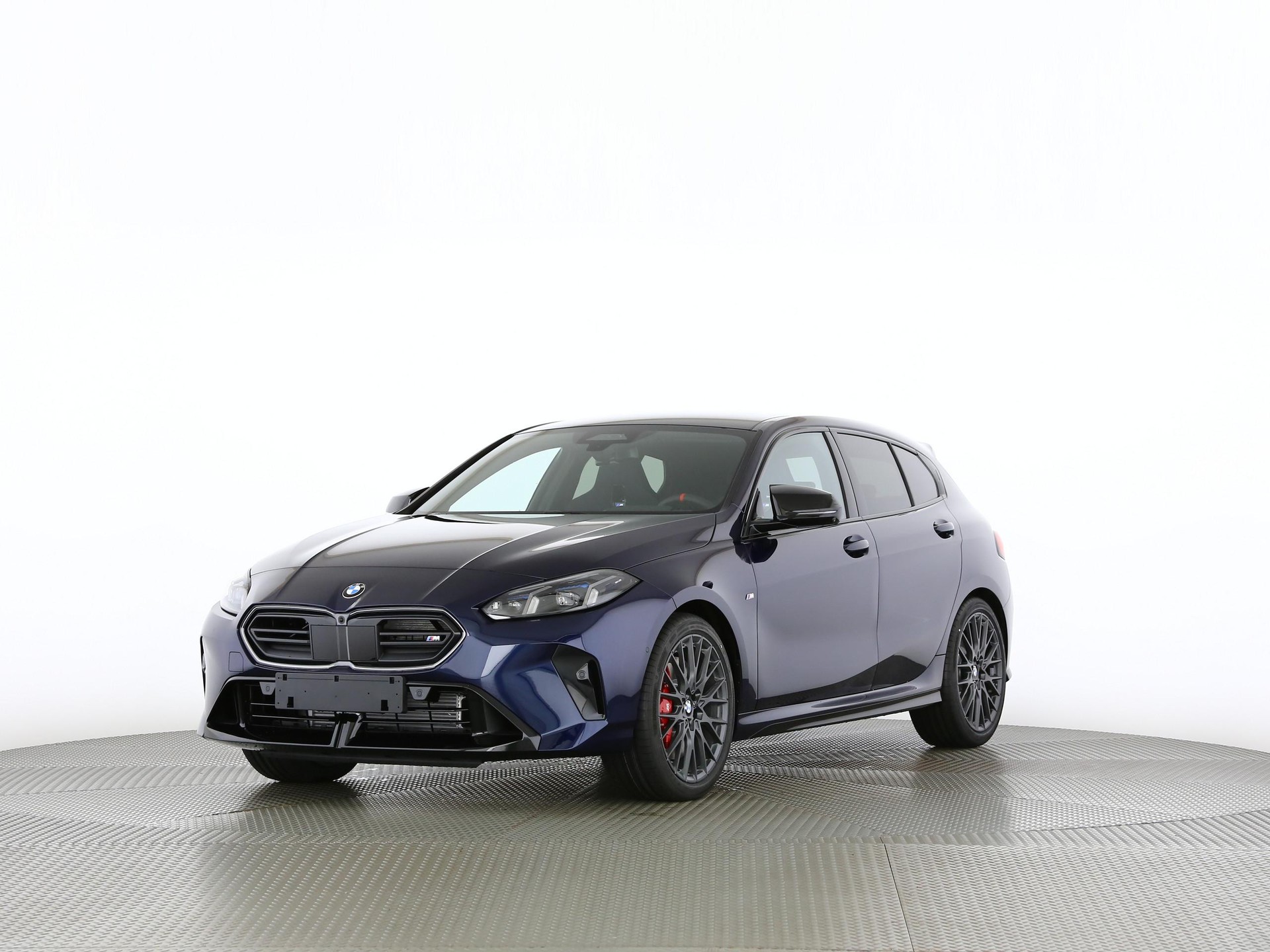 BMW 1er Reihe F70 M135i xDrive-image-7