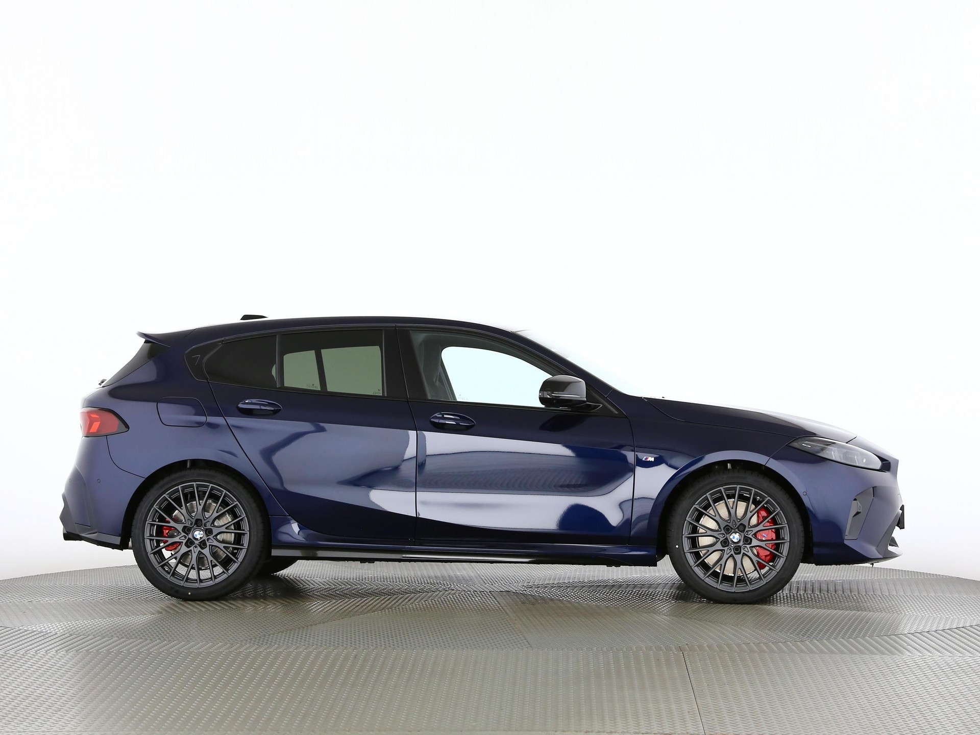 BMW 1er Reihe F70 M135i xDrive-image-23