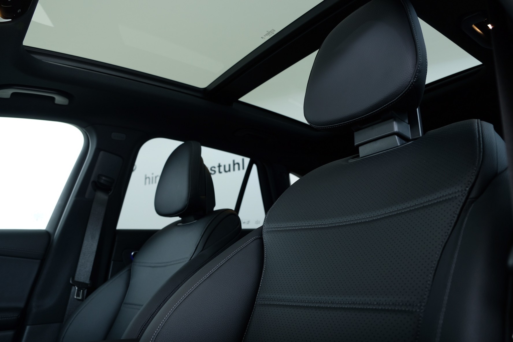 MERCEDES-BENZ GLC 300 e AMG Line 4matic X254-image-12