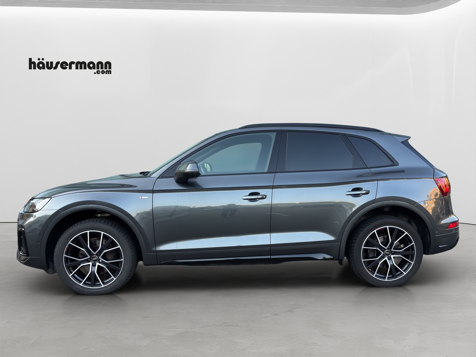 AUDI Q5 2.0 40 TDI S Line quattro S-Tronic-image-1