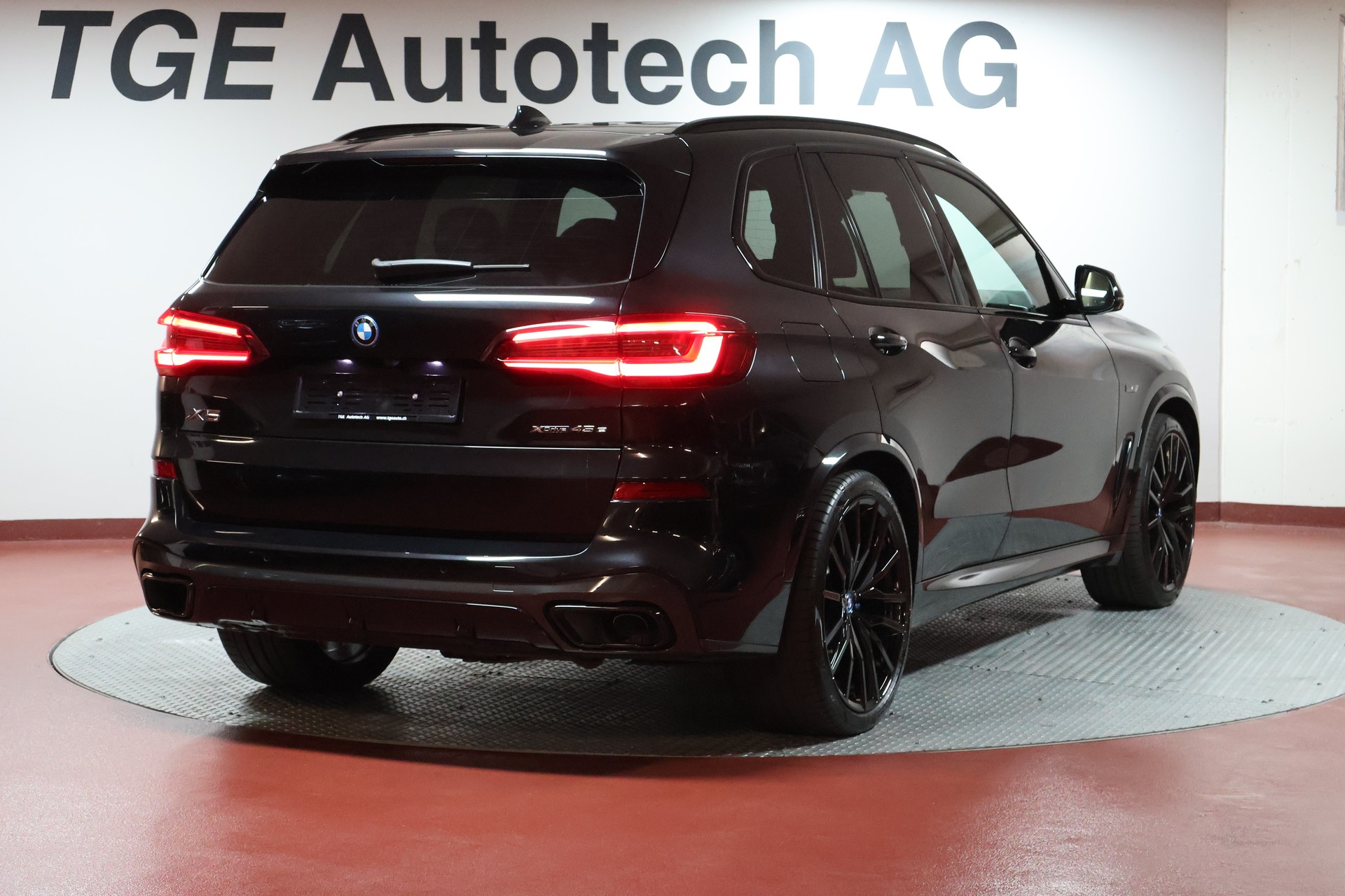 BMW X5 xDrive45e M Sport Steptronic-image-16