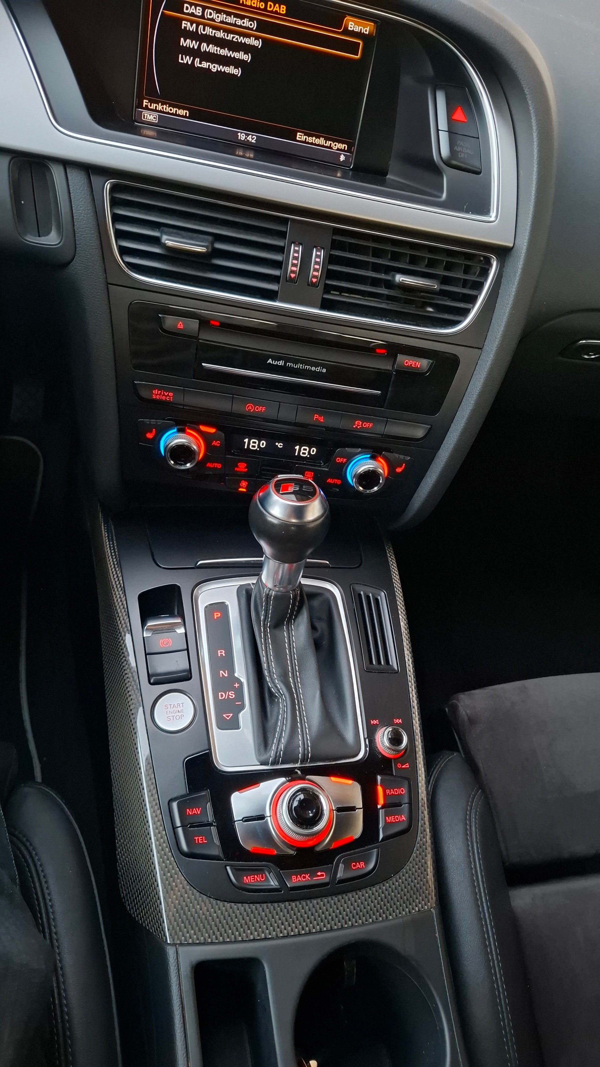 AUDI S5 Coupé 3.0 TFSI quattro S-tronic-image-8