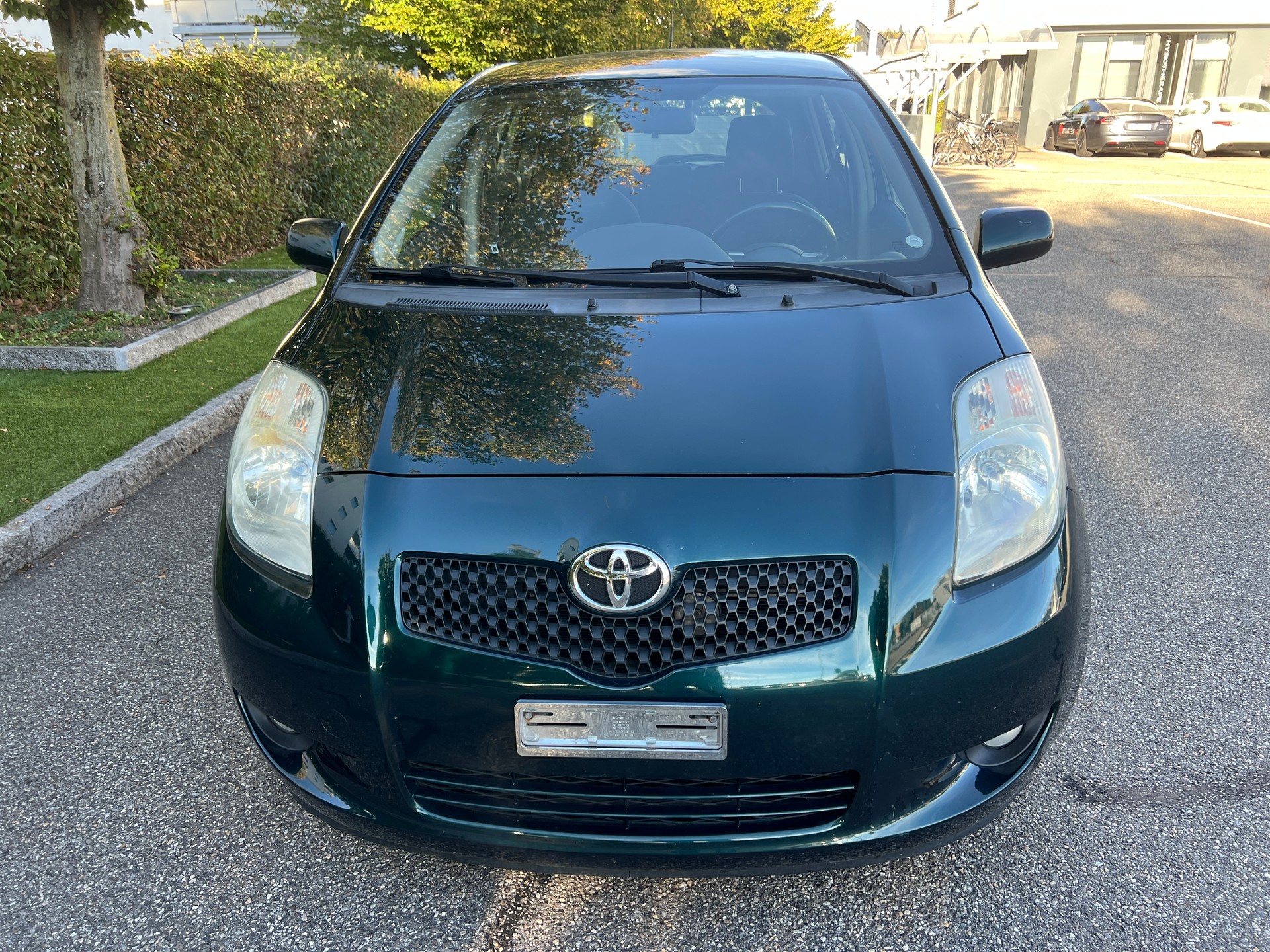 TOYOTA Yaris 1.3 Linea Sol-image-1