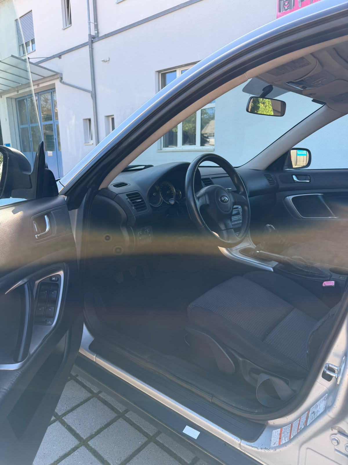 SUBARU Outback 2.5i AWD-image-7