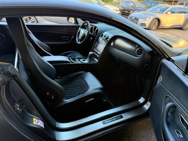 BENTLEY Continental Supersports 6.0-image-12