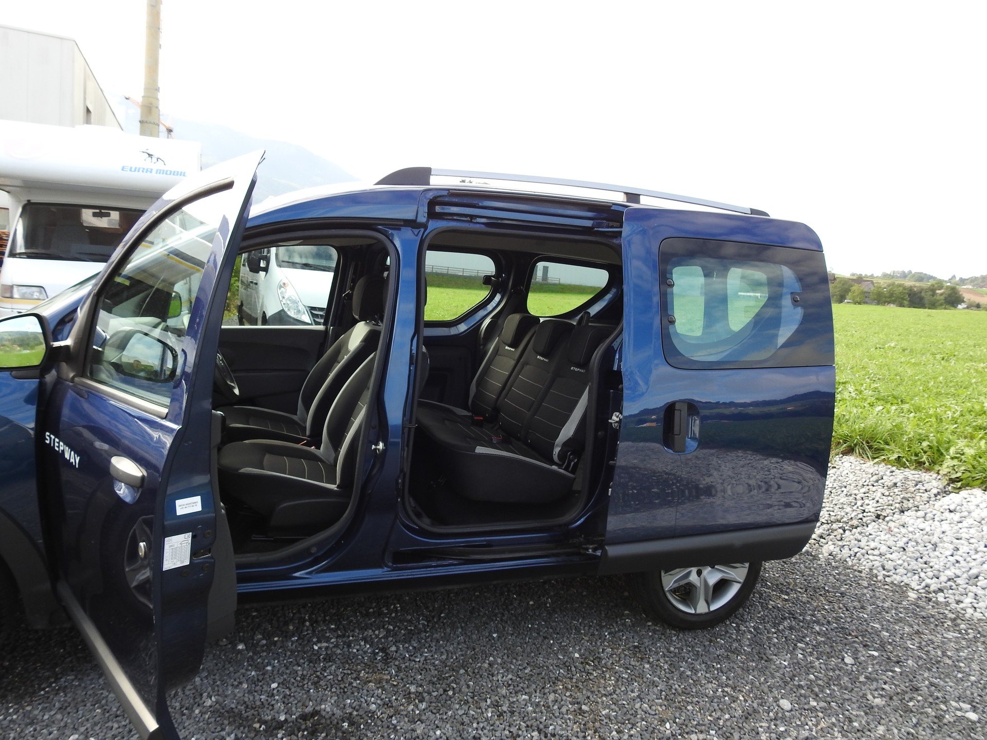 DACIA Dokker 1.6 16V Stepway-image-14
