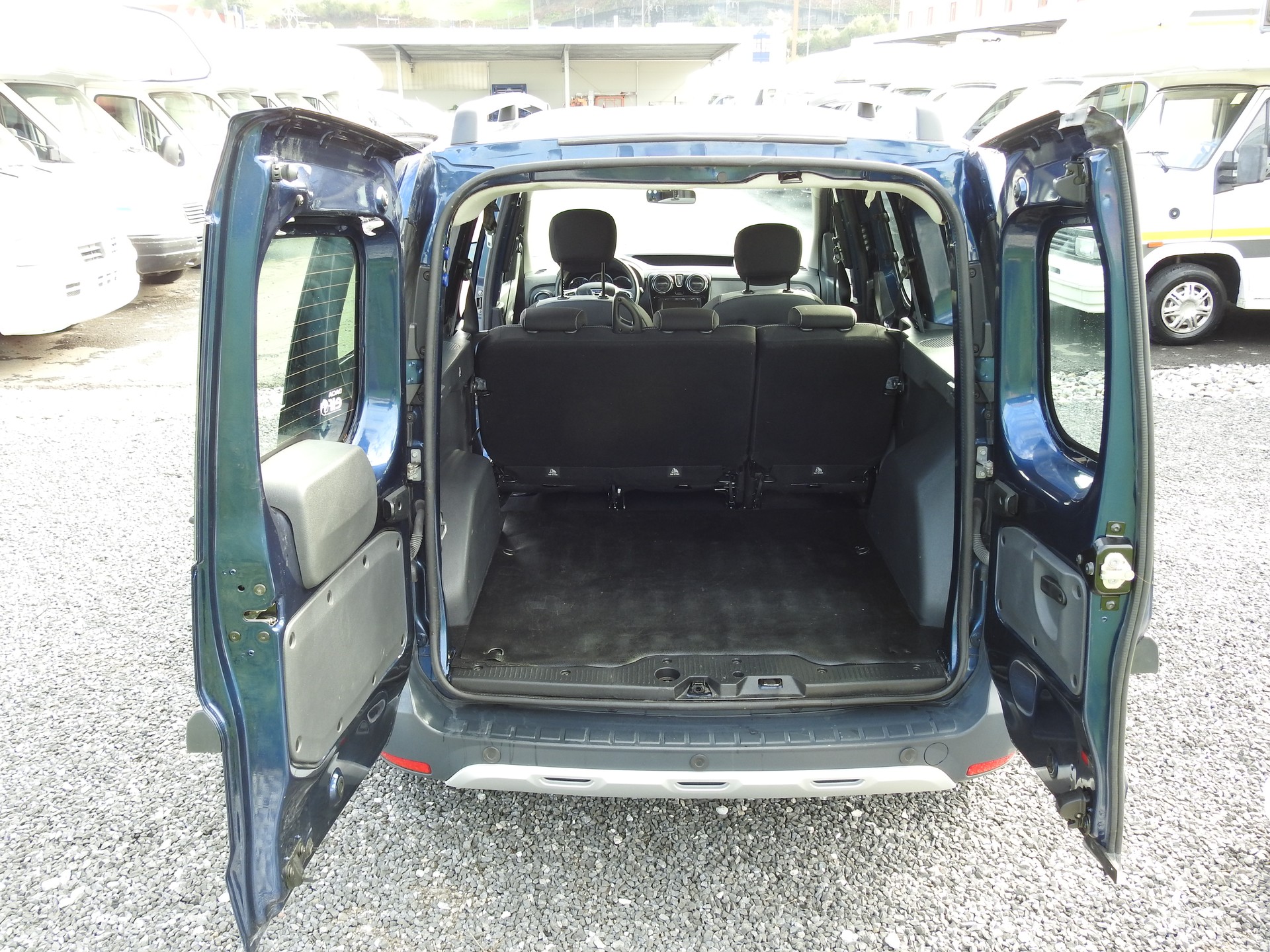 DACIA Dokker 1.6 16V Stepway-image-9