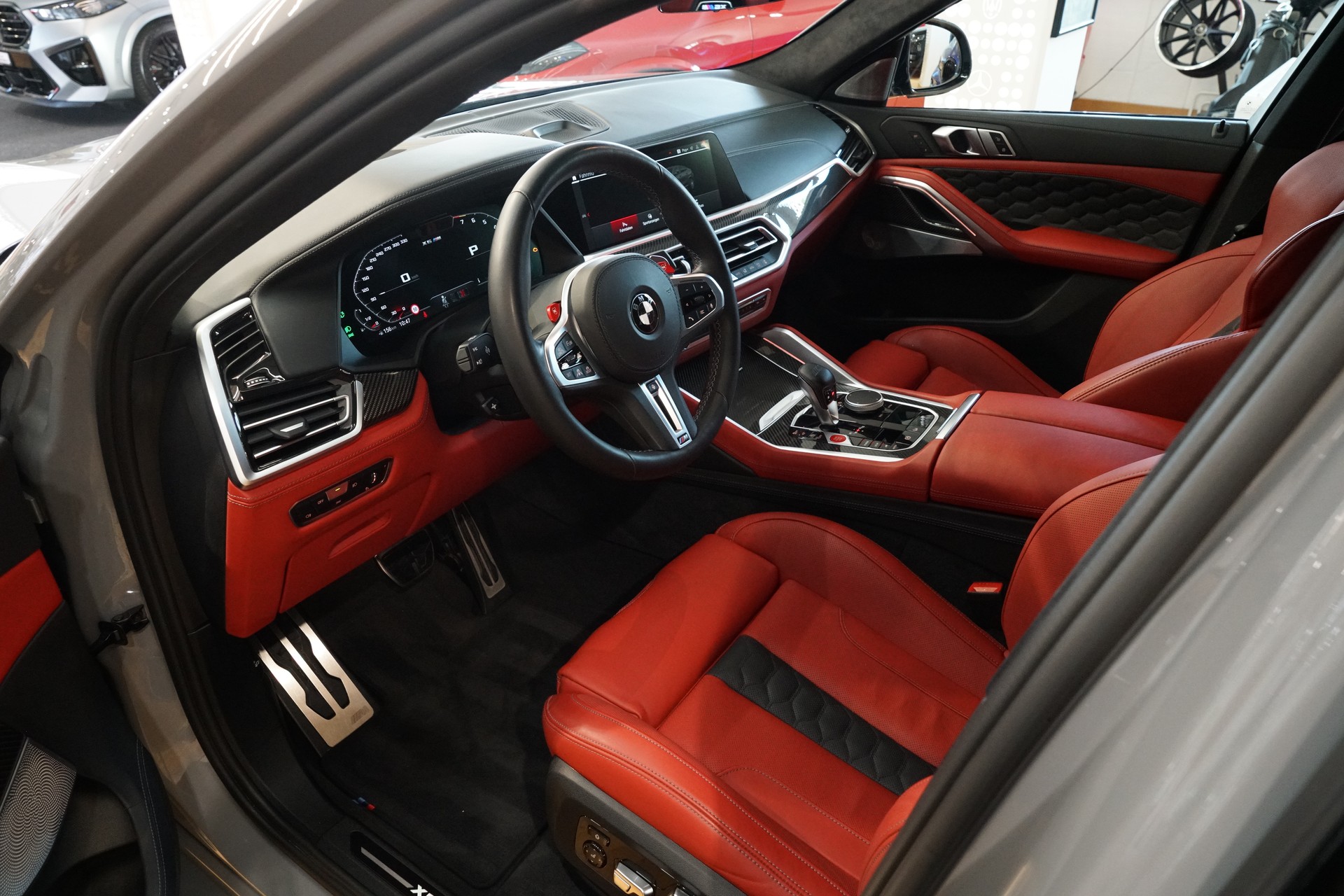 BMW X6M Steptronic M Competition-image-13