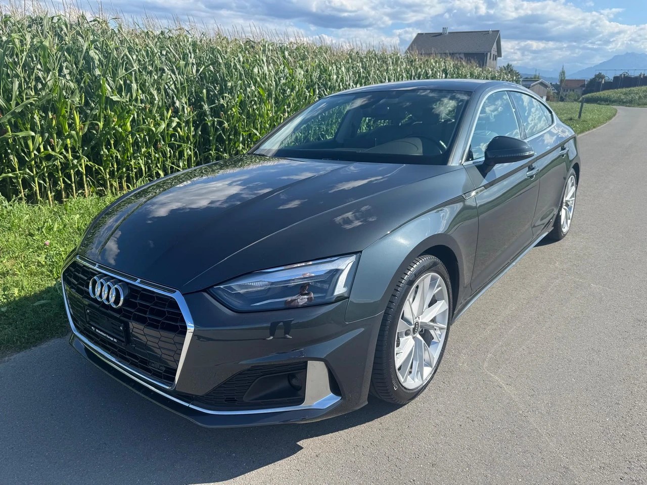 AUDI A5 Sportback 40 TFSI advanced S-tronic mit Anhängerkupplung-image-0