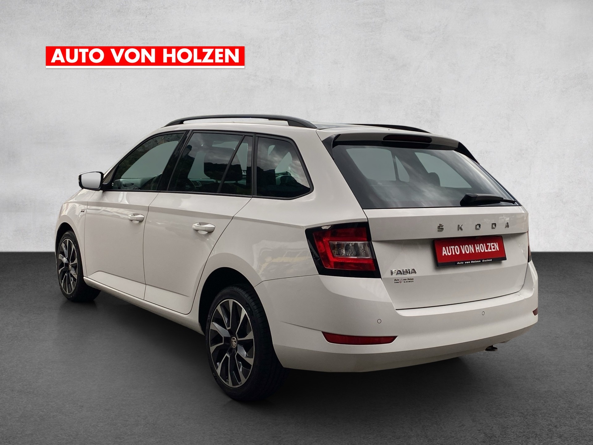 SKODA Fabia Combi 1.0 TSI Ambition-image-2
