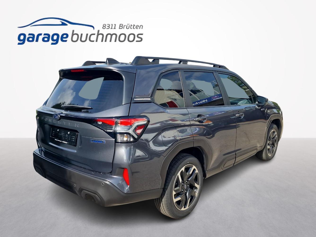 SUBARU Forester Station 2.0i e-Boxer Swiss Plus-image-4