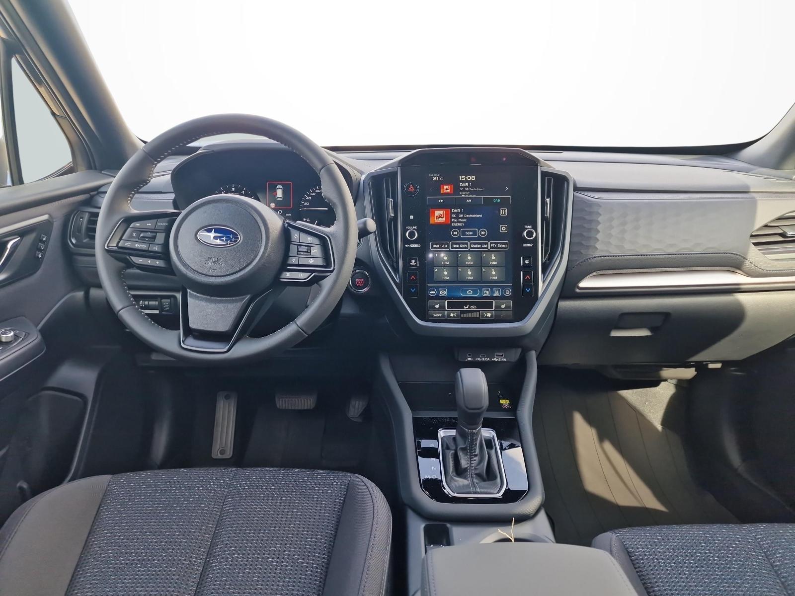 SUBARU Forester Station 2.0i e-Boxer Swiss Plus-image-8