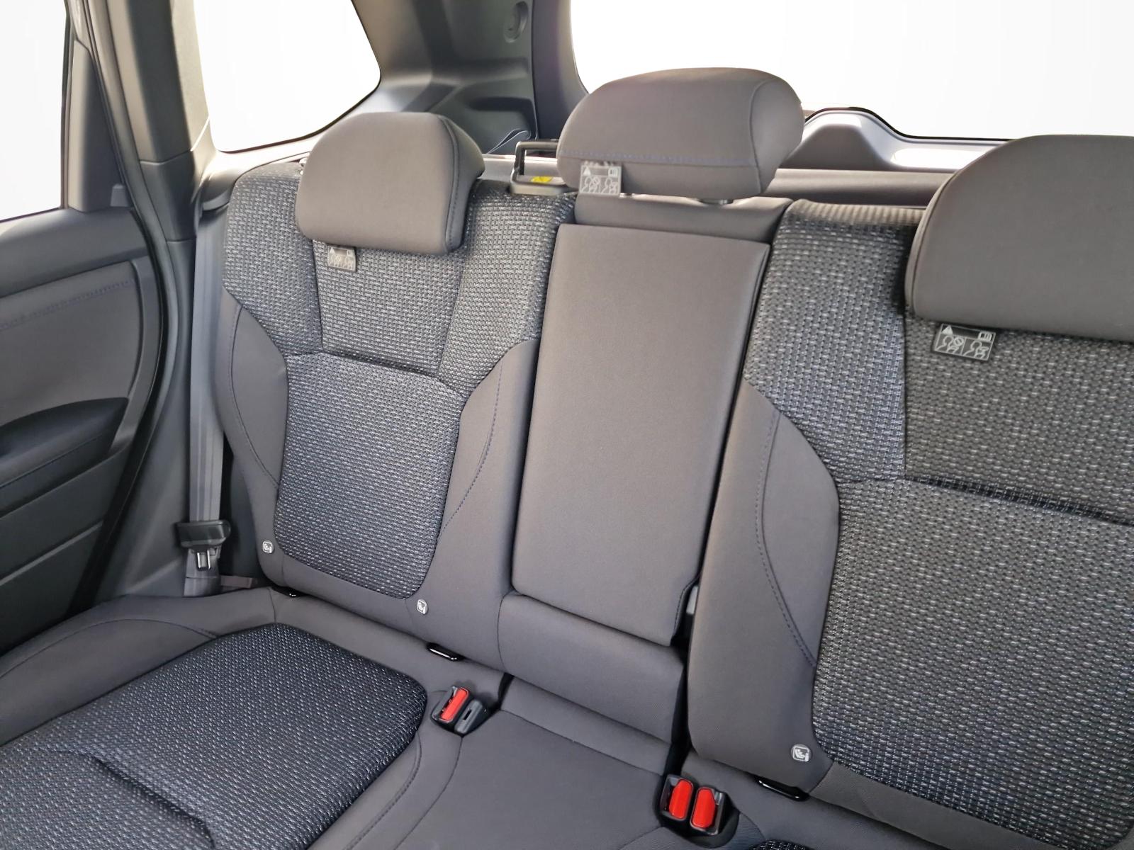 SUBARU Forester Station 2.0i e-Boxer Swiss Plus-image-10