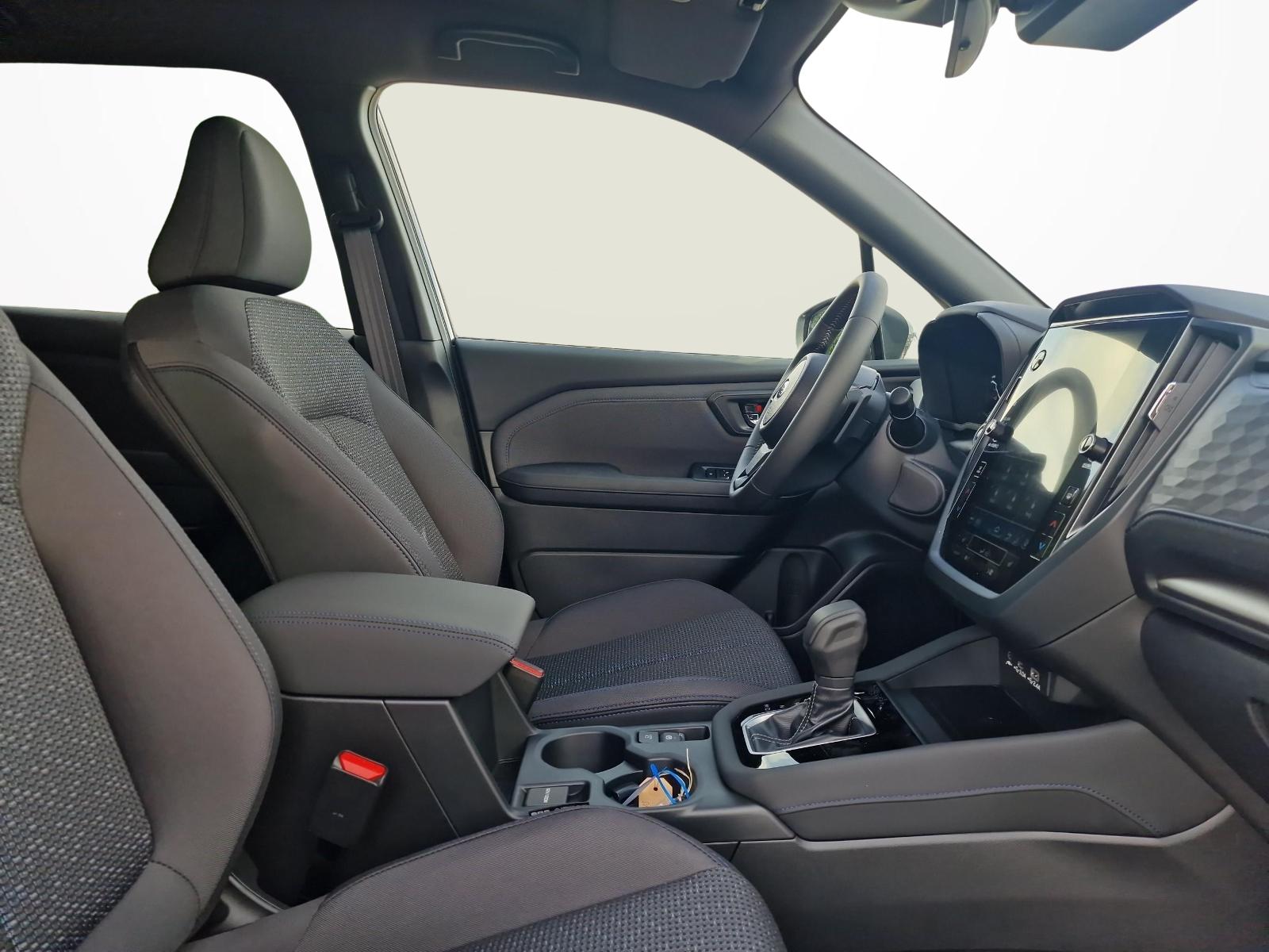 SUBARU Forester Station 2.0i e-Boxer Swiss Plus-image-9