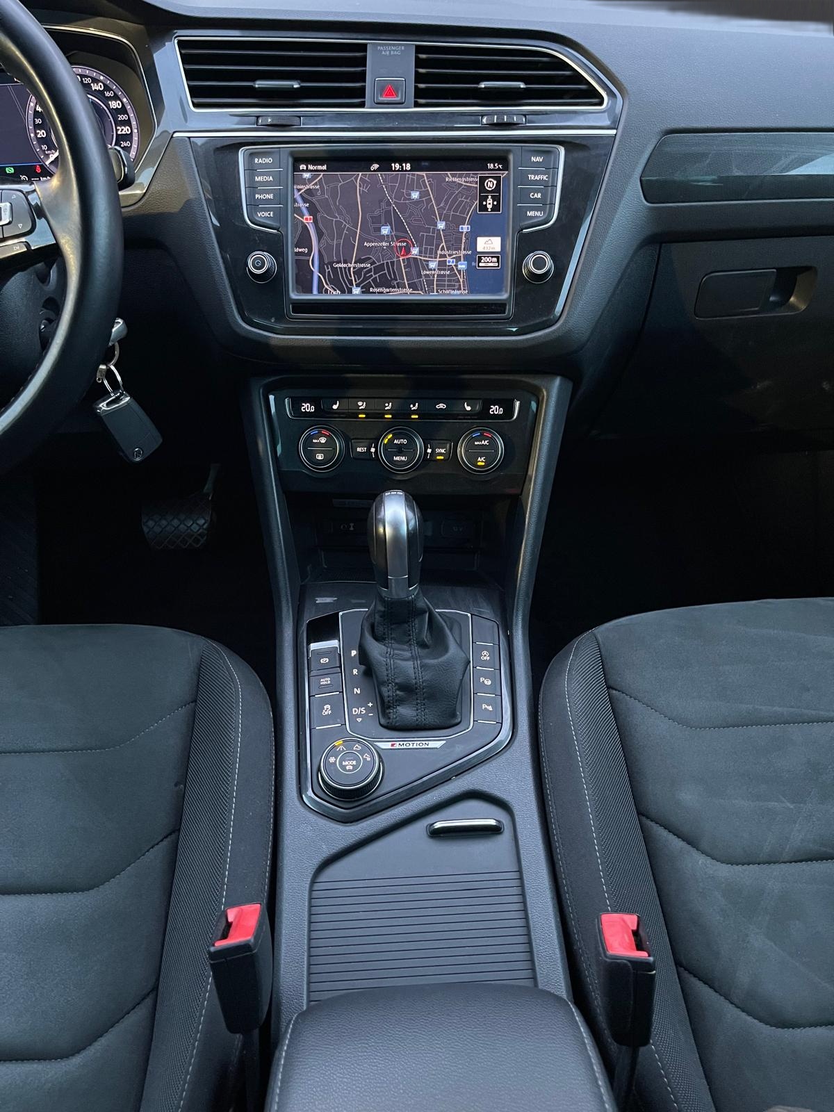 VW Tiguan 2.0TSI Highline 4Motion DSG-image-18