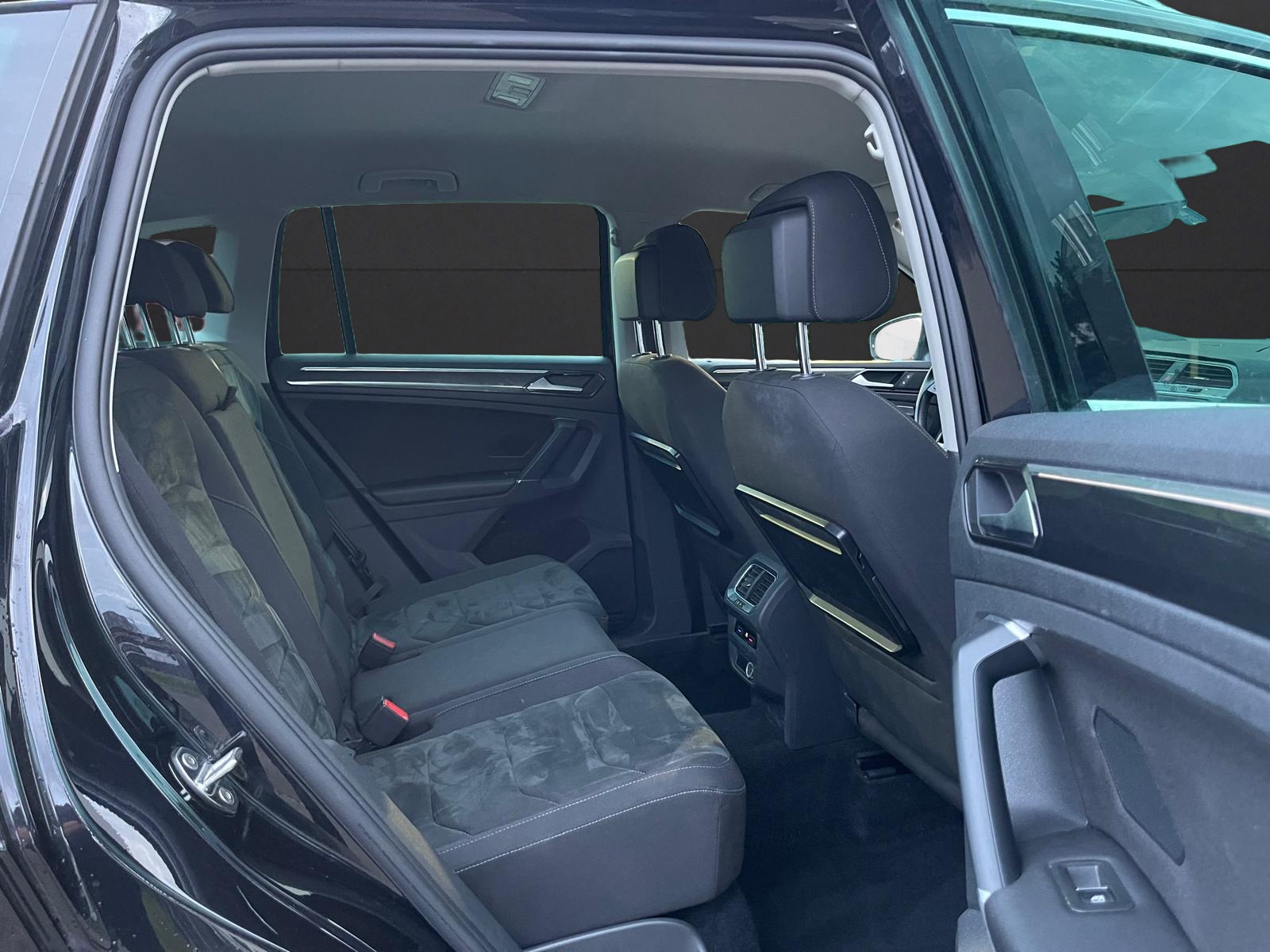 VW Tiguan 2.0TSI Highline 4Motion DSG-image-12