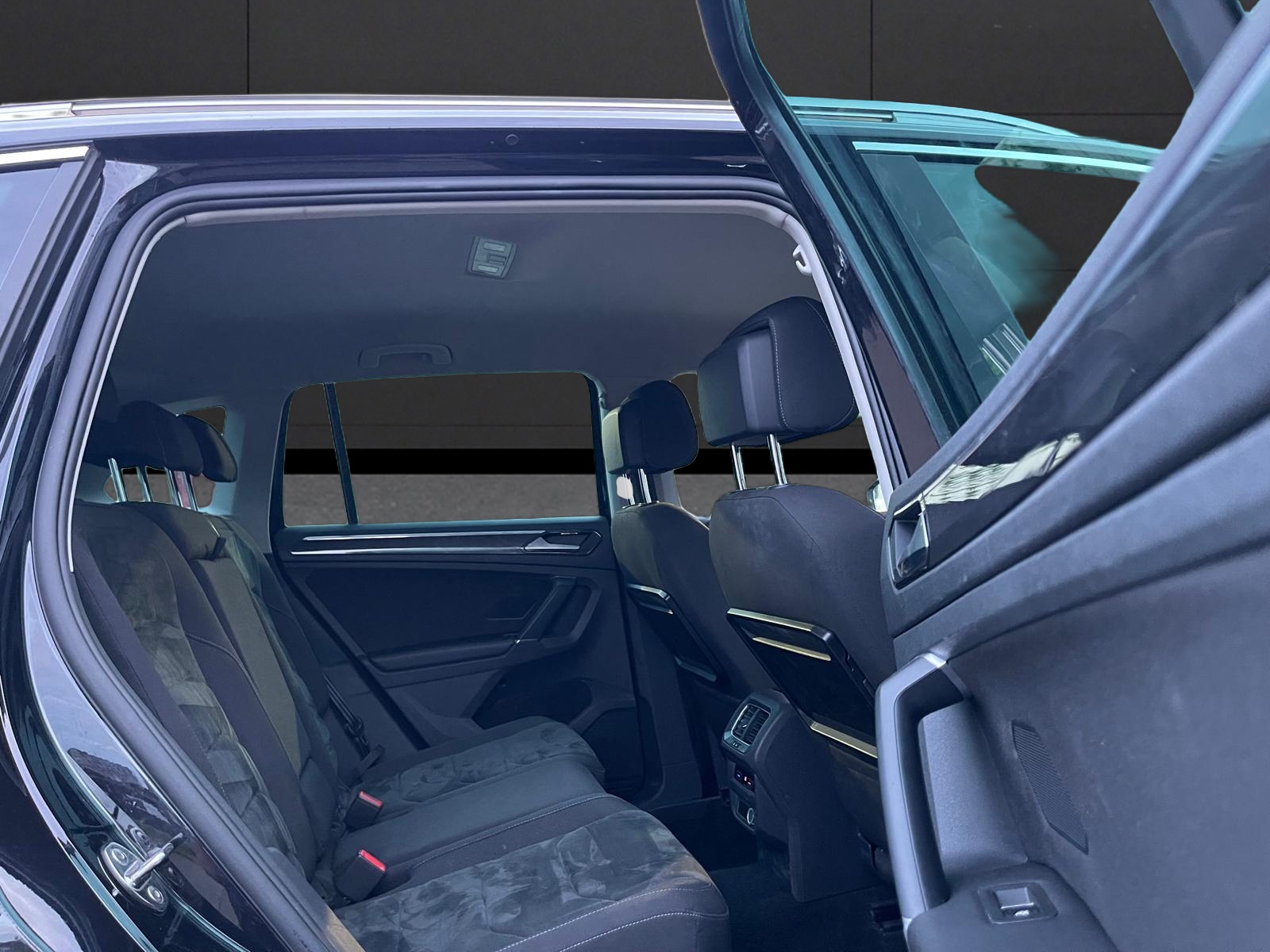 VW Tiguan 2.0TSI Highline 4Motion DSG-image-14