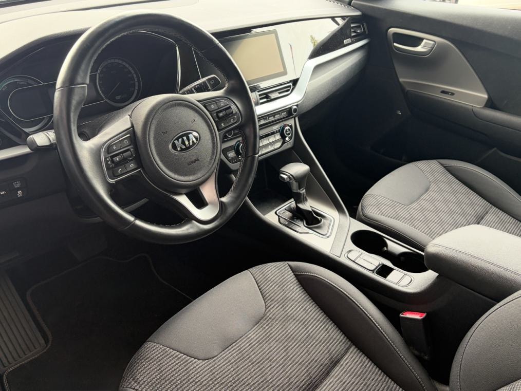 KIA Niro 1.6GDi Hybrid Power 2020 DCT-image-3