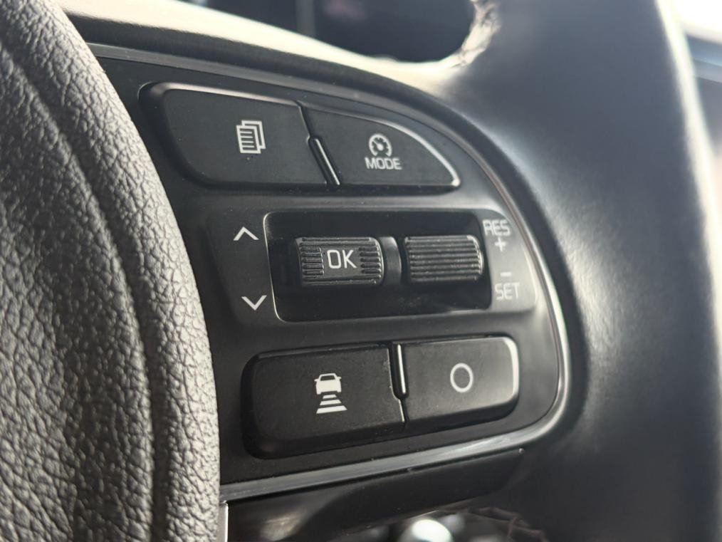 KIA Niro 1.6GDi Hybrid Power 2020 DCT-image-5