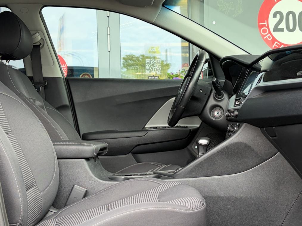 KIA Niro 1.6GDi Hybrid Power 2020 DCT-image-8