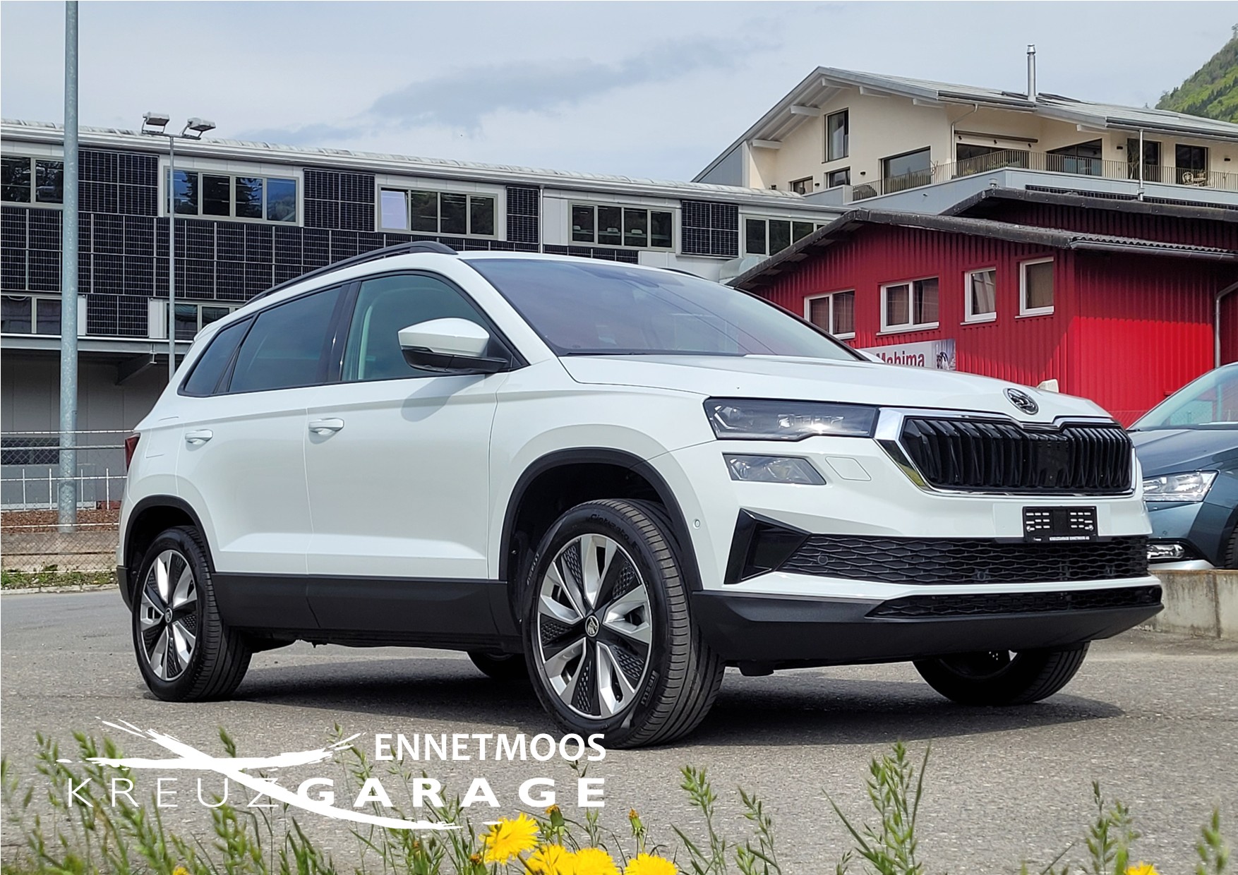 SKODA Karoq 2.0 TDI CR Style 4x4 DSG *Anhängerkupplung+8-fach bereift*-image-3