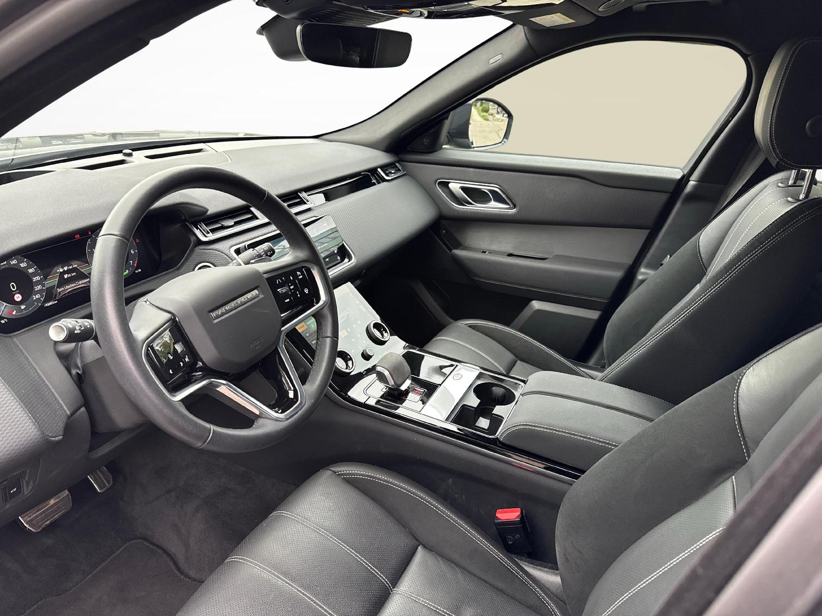 LAND ROVER Range Rover Velar 2.0 P400e R-Dynamic SE mit Panorama-Schiebedach-image-12