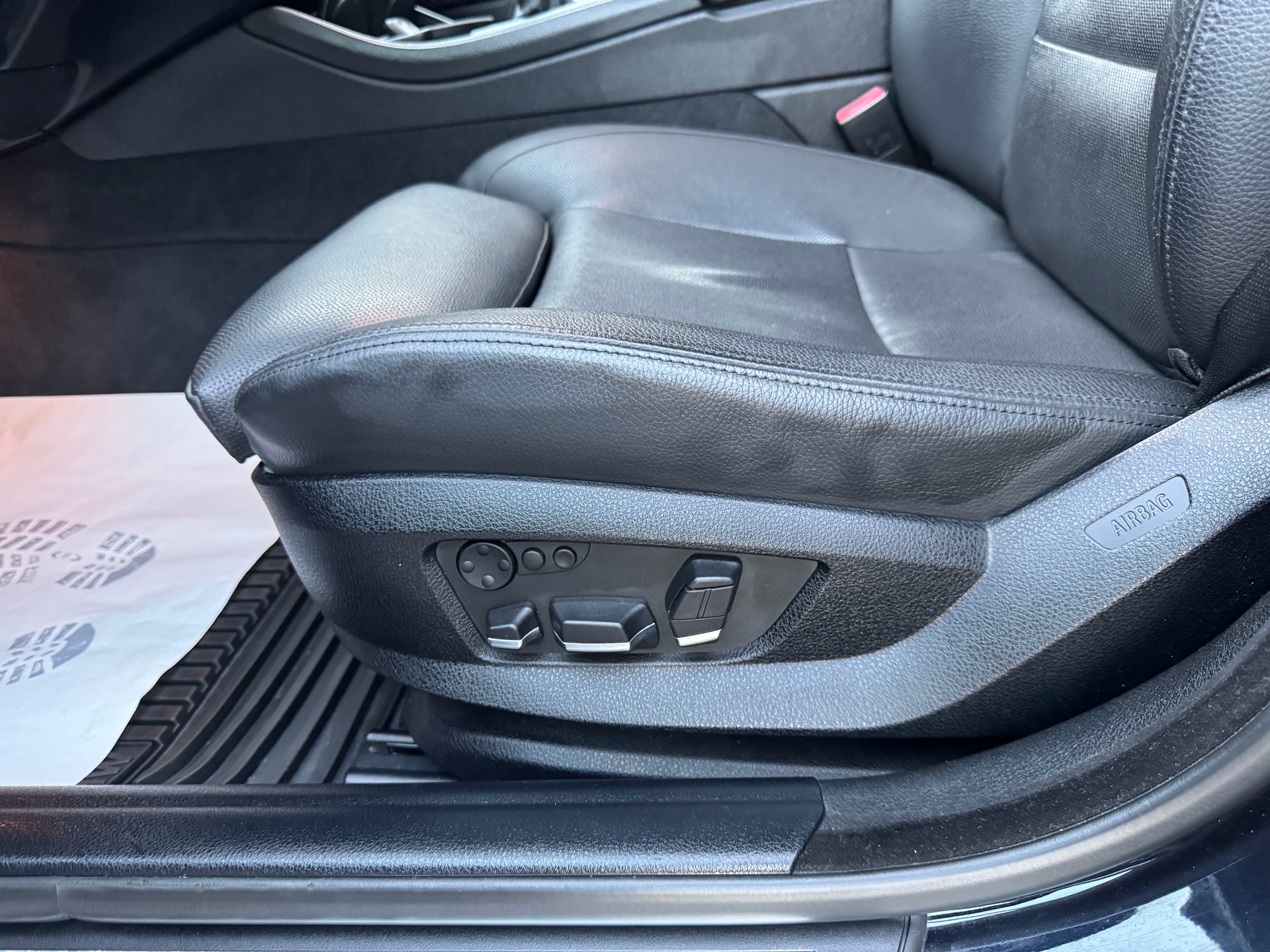 BMW M550d xDrive Touring Steptronic-image-16