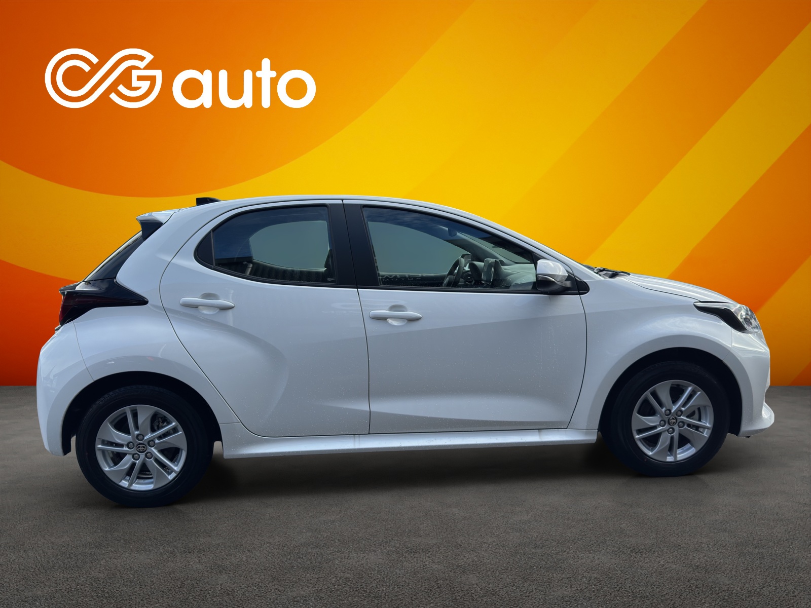 TOYOTA Yaris 1.5 Comfort e-CVT-image-4