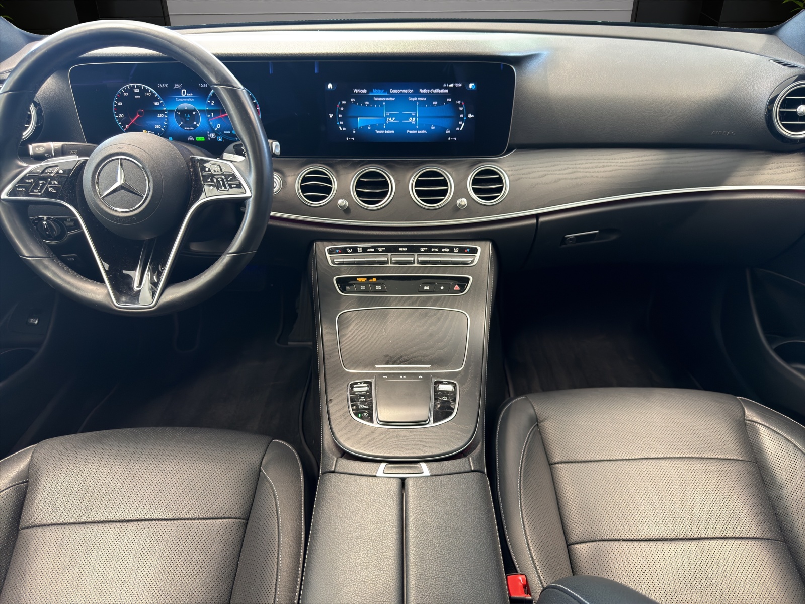MERCEDES-BENZ E 200 4Matic Avantgarde-image-6