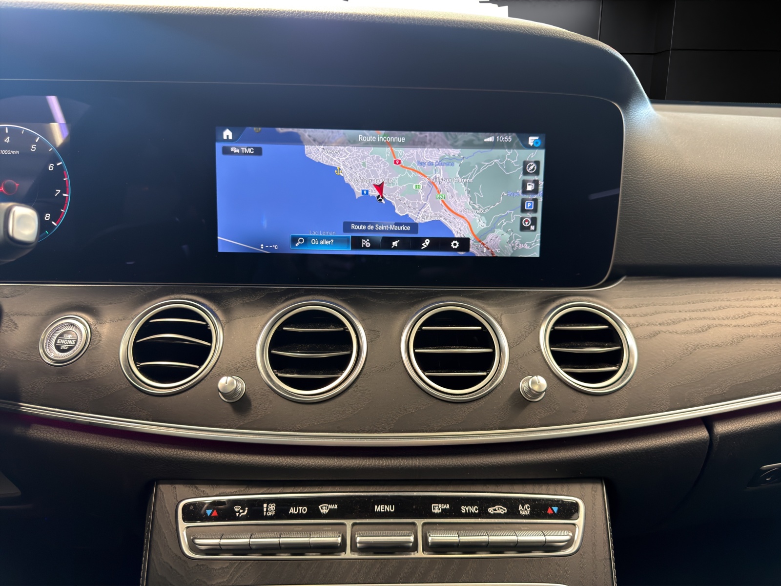 MERCEDES-BENZ E 200 4Matic Avantgarde-image-12