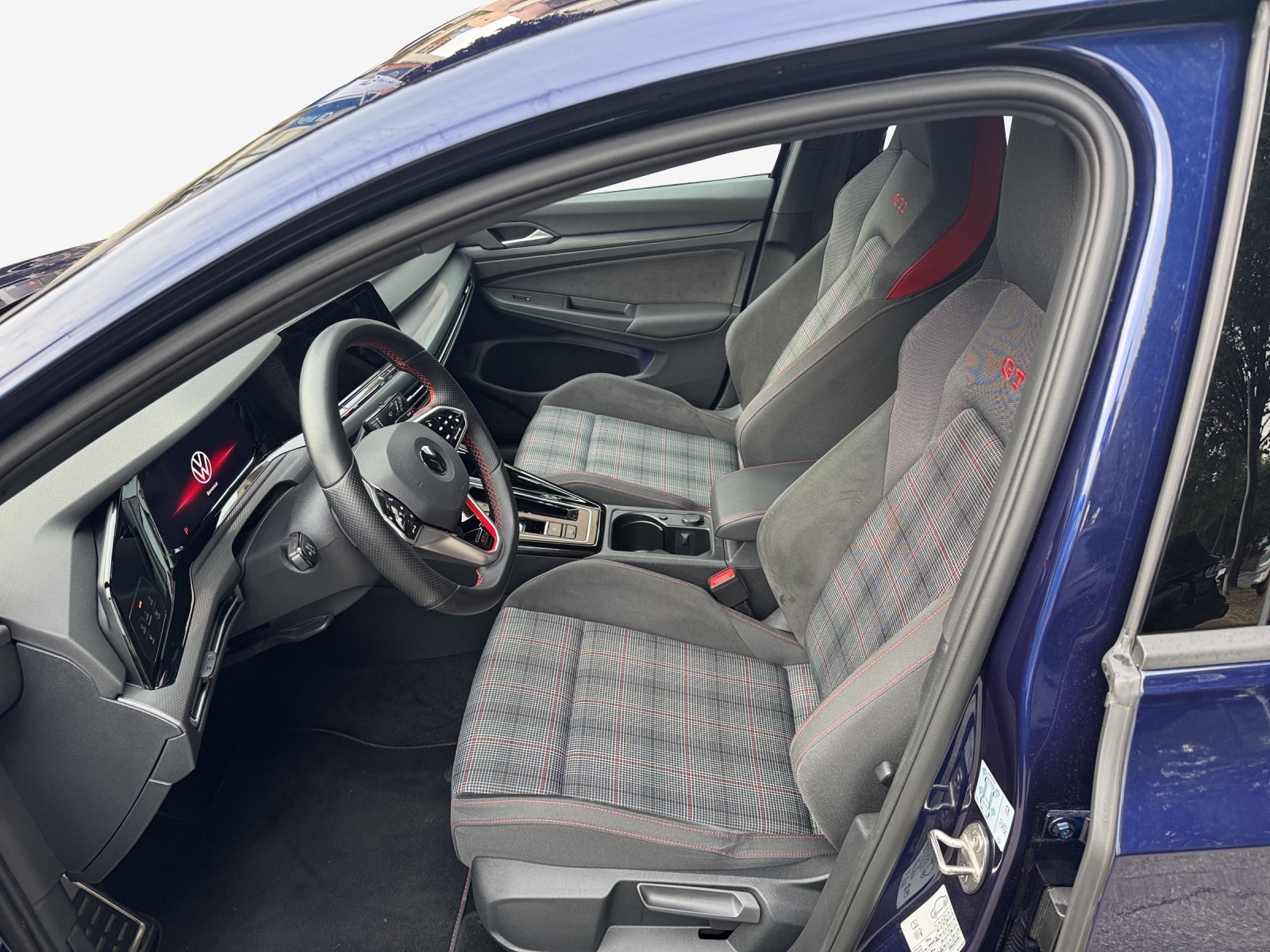 VW Golf 2.0 TSI GTI DSG-image-7