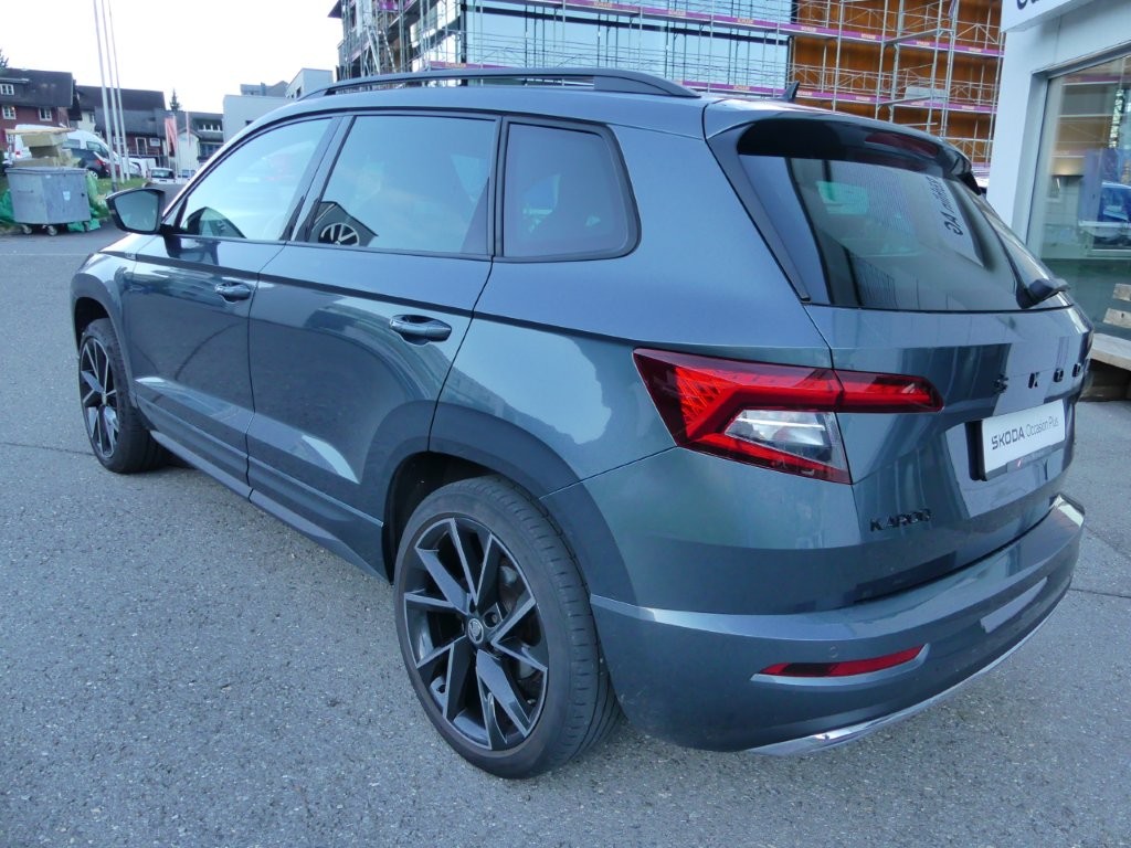 SKODA Karoq 2.0 TSI SportLine 4x4 DSG-image-1