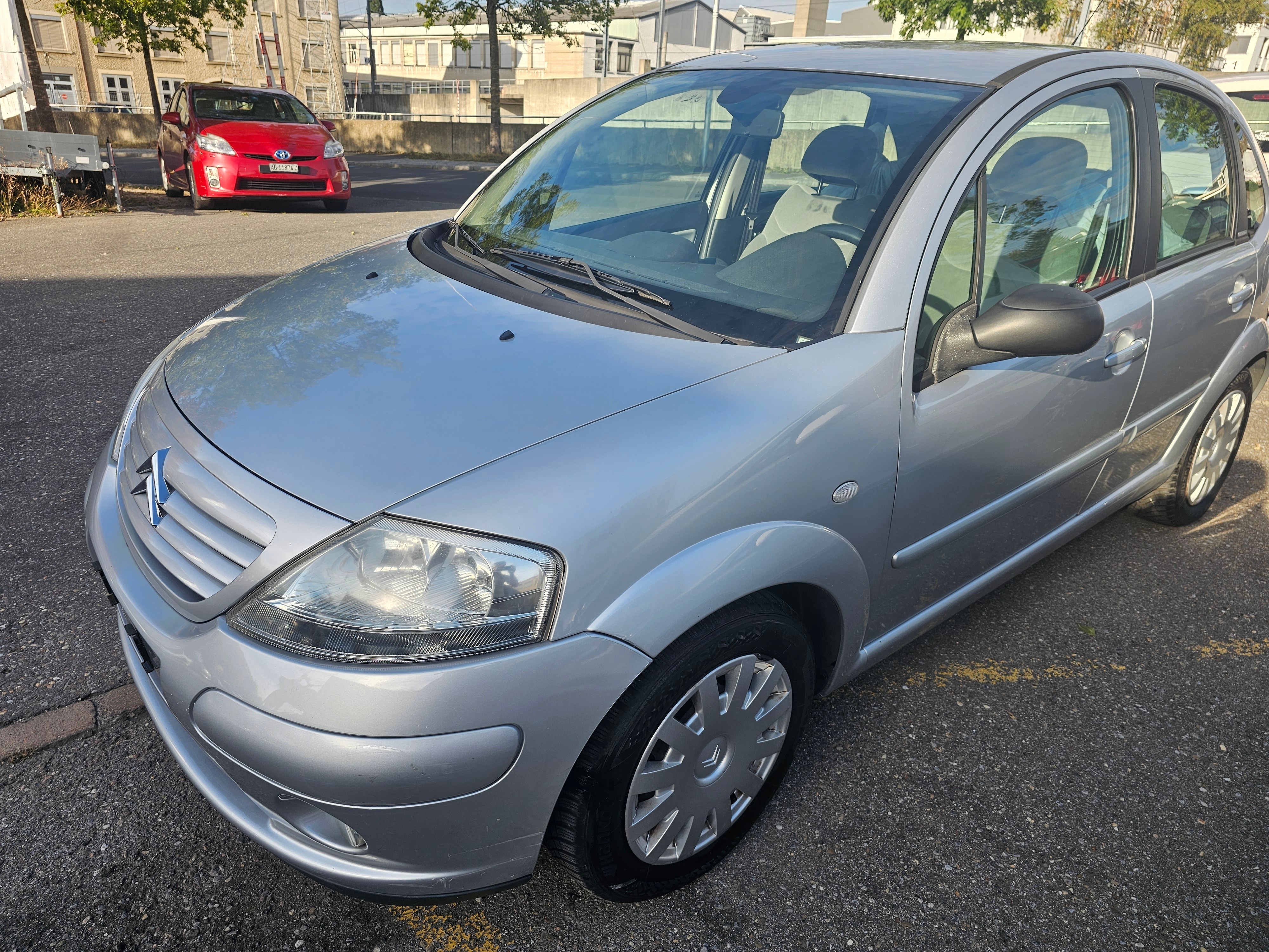 Car photo