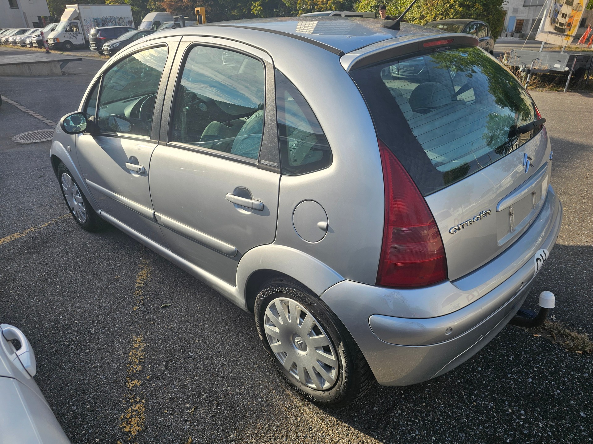 CITROEN C3 1.4i Exclusive-image-5
