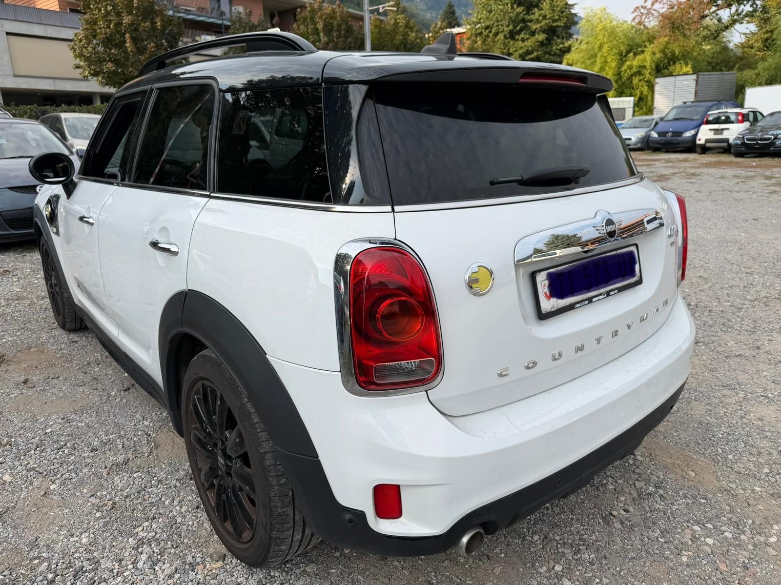 MINI COUNTRYMAN-image-4