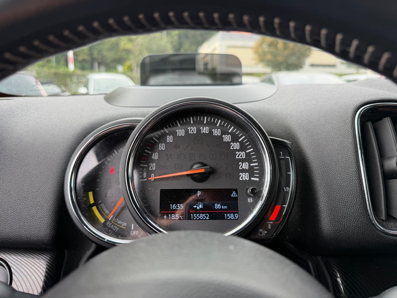 MINI COUNTRYMAN-image-2