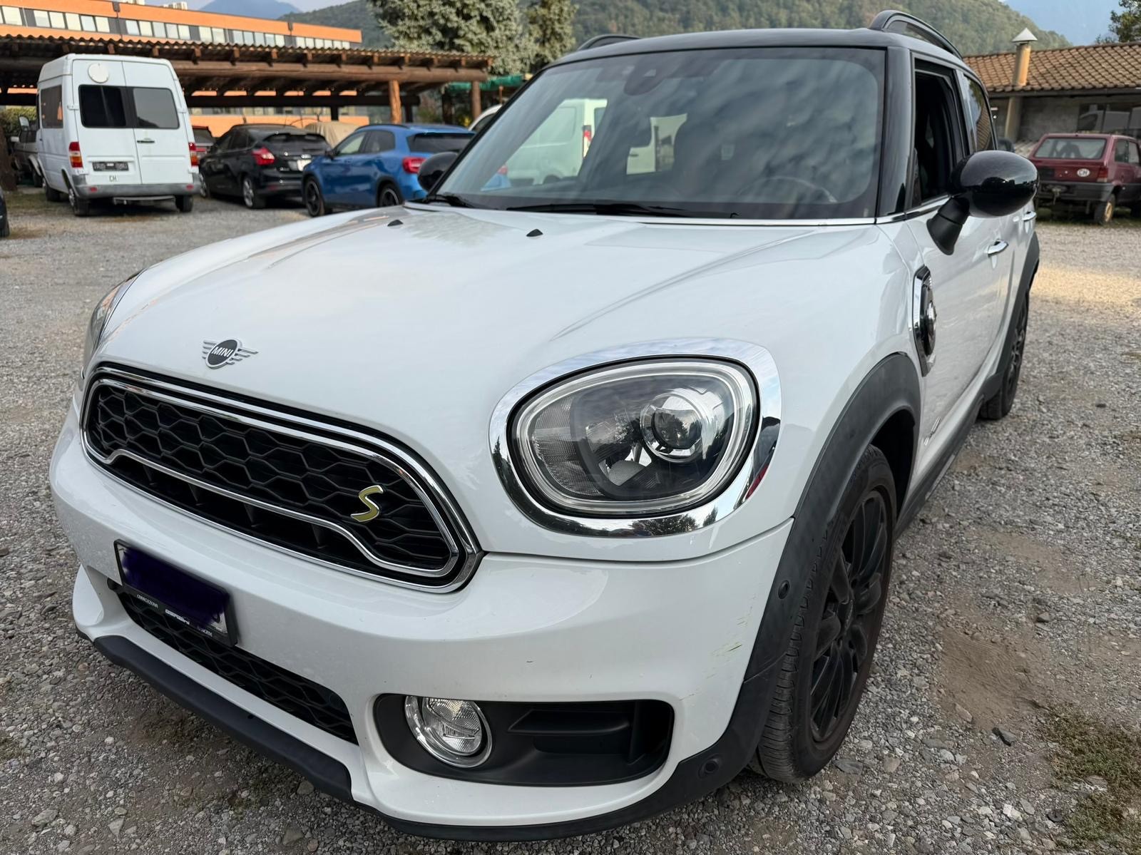 MINI COUNTRYMAN-image-5