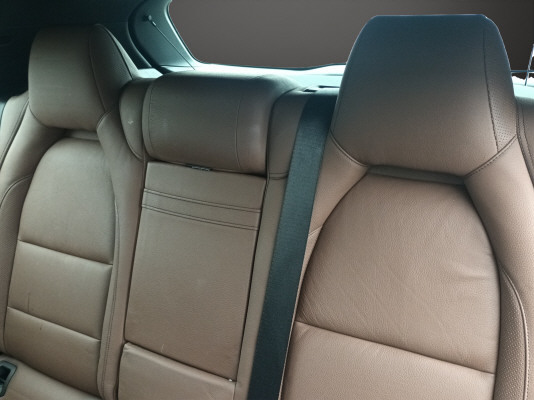 MERCEDES-BENZ A 250 Style 4Matic-image-9