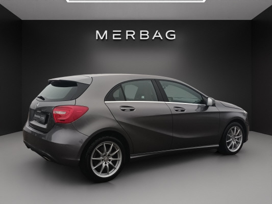 MERCEDES-BENZ A 250 Style 4Matic-image-1