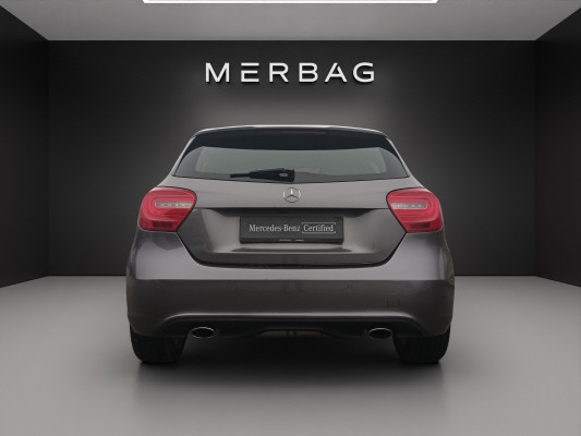 MERCEDES-BENZ A 250 Style 4Matic-image-3