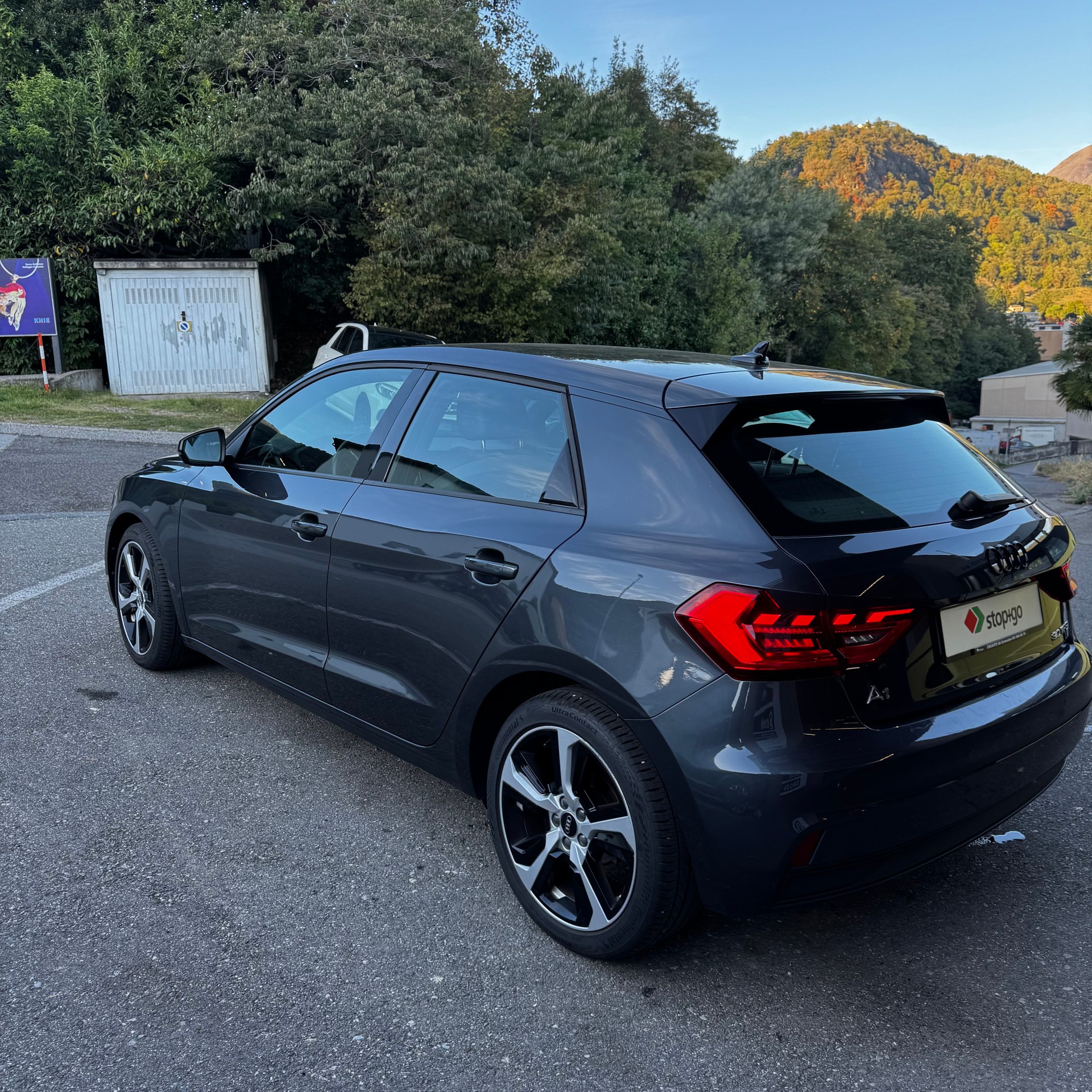 AUDI A1 Sportback 30 TFSI S Line S-tronic-image-3