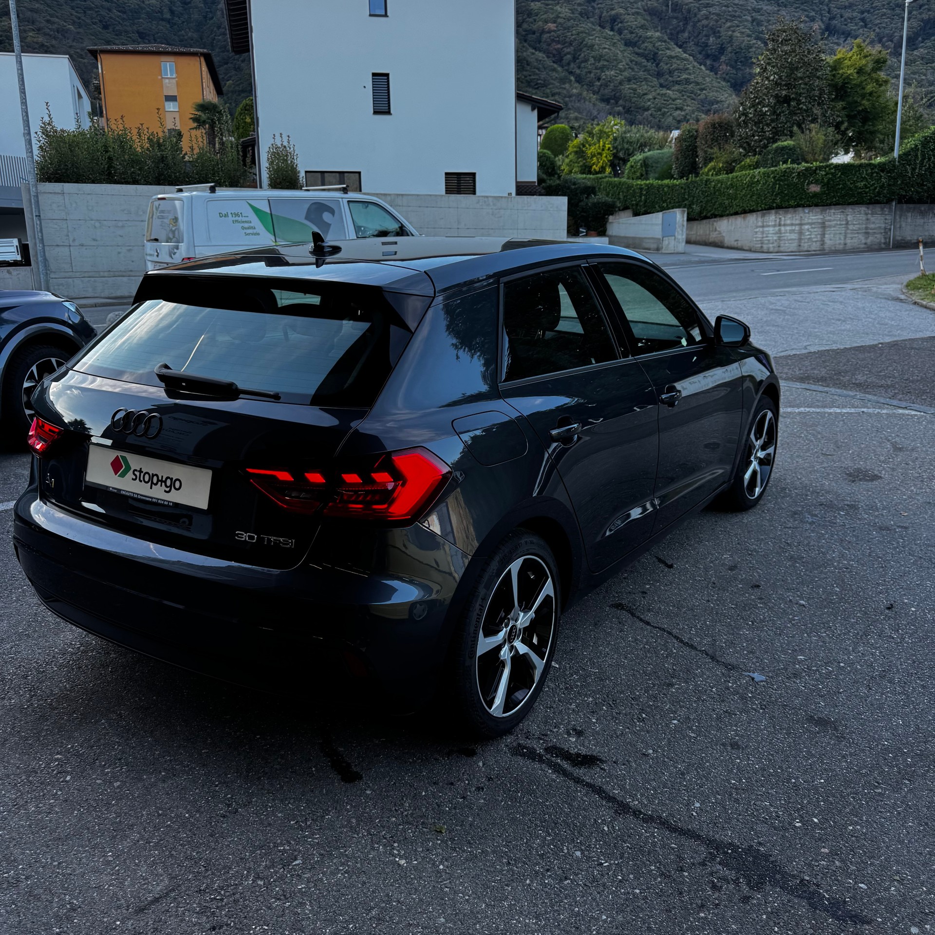 AUDI A1 Sportback 30 TFSI S Line S-tronic-image-14